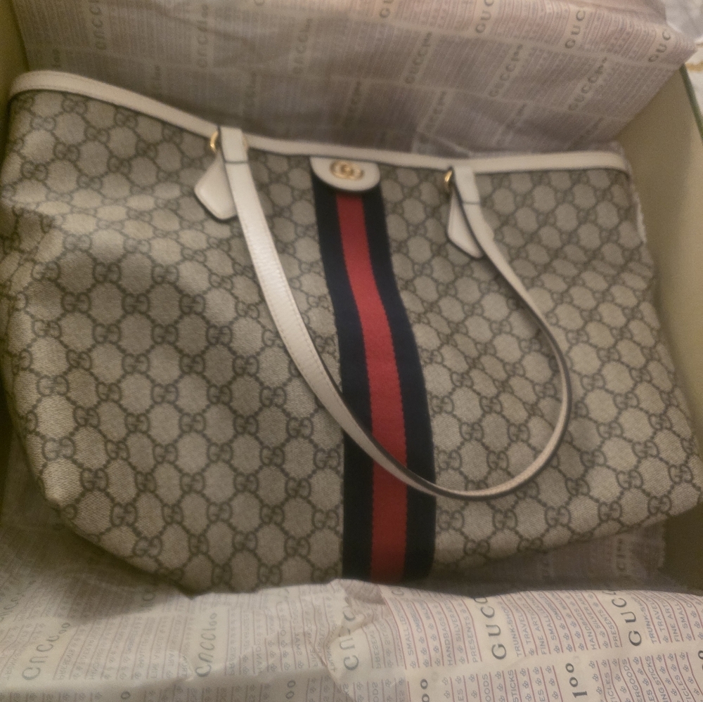 Authentic Gucci Ophidia Tote Bag, Smoke Free Home, Has Some Ink Stains On Inside
